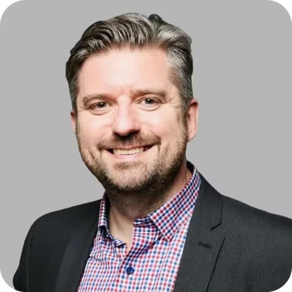 Simon Morris — Senior Director, Solution Engineering at Freshworks